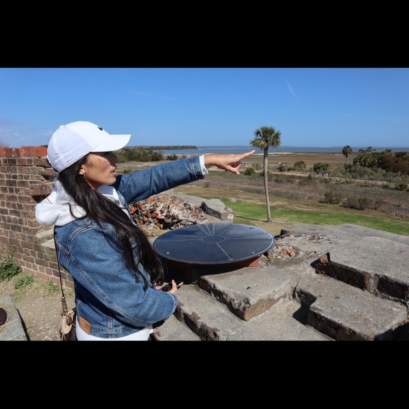 Meet Your Posher - Picture 8 of 8